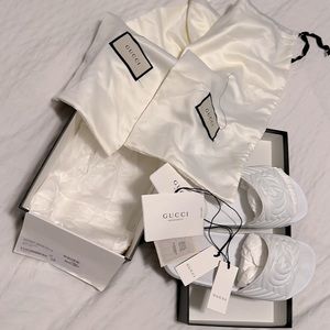 GUCCI Quilted, rubber, great white, slides